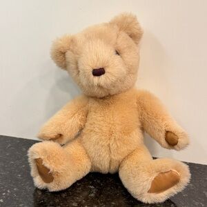 Gund Tan Bear Plush Stuffed Animal Toy 1987 Faux Leather Brown Paws Hands VTG